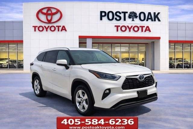2021 Toyota Highlander LE AWD photo