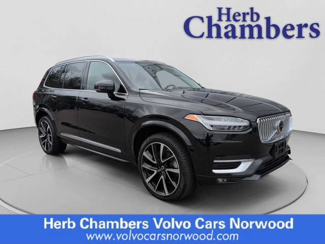 2023 Volvo XC90 Plus AWD photo