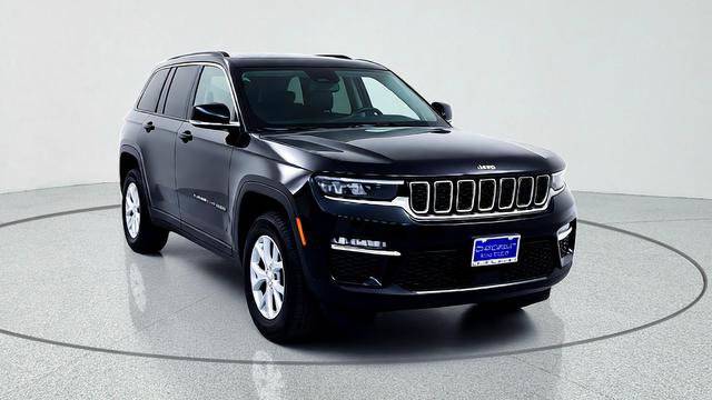 2023 Jeep Grand Cherokee Limited 4WD photo
