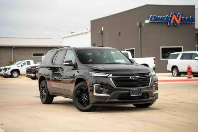 2023 Chevrolet Traverse LT Cloth FWD photo