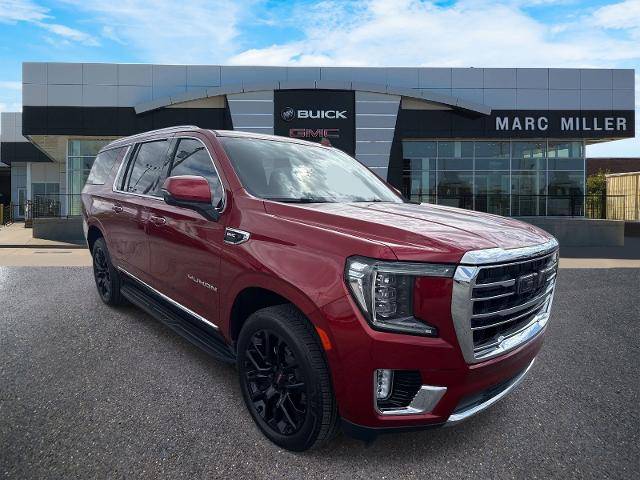 2023 GMC Yukon XL SLT 4WD photo