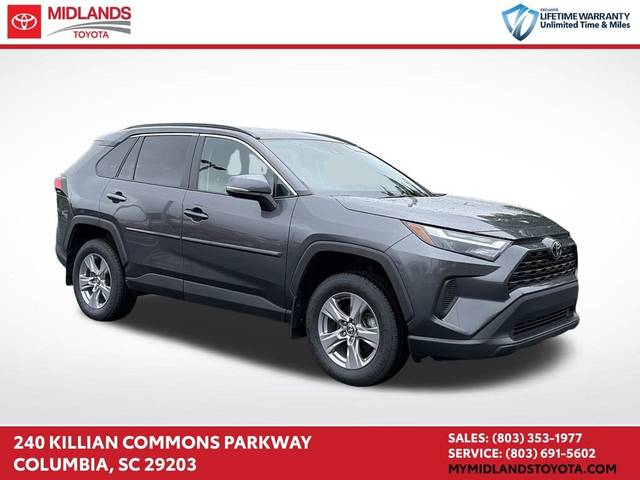 2023 Toyota RAV4 XLE AWD photo