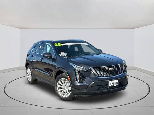 2023 Cadillac XT4 FWD Luxury FWD photo