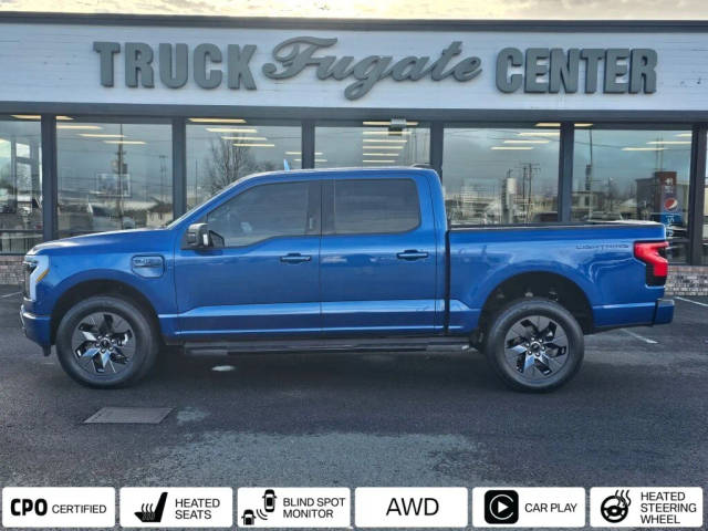 2022 Ford  XLT AWD photo