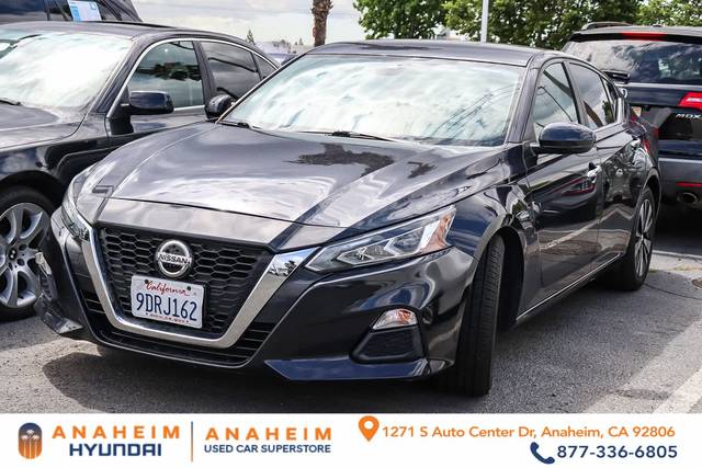2021 Nissan Altima 2.5 SV FWD photo