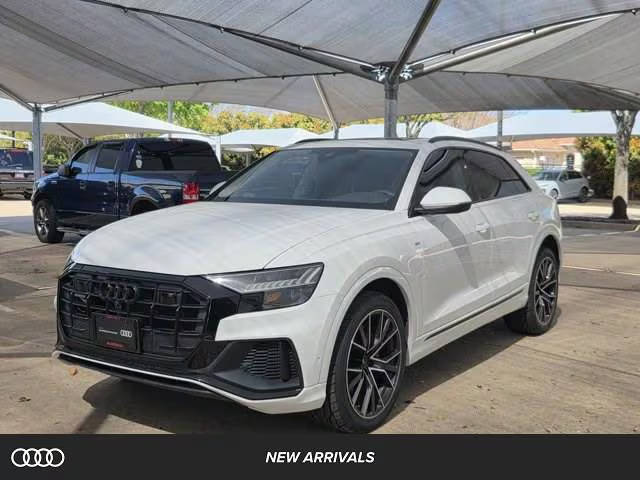 2023 Audi Q8 Premium Plus AWD photo