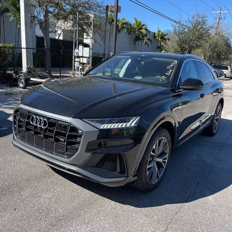 2023 Audi Q8 Premium Plus AWD photo