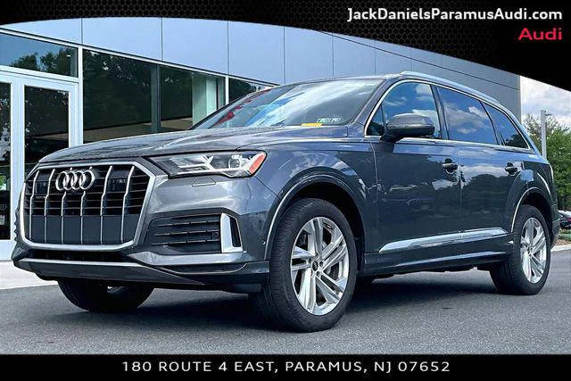 2023 Audi Q7 Premium AWD photo