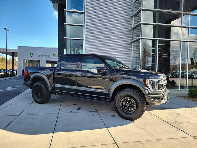 2023 Ford F-150 Raptor 4WD photo