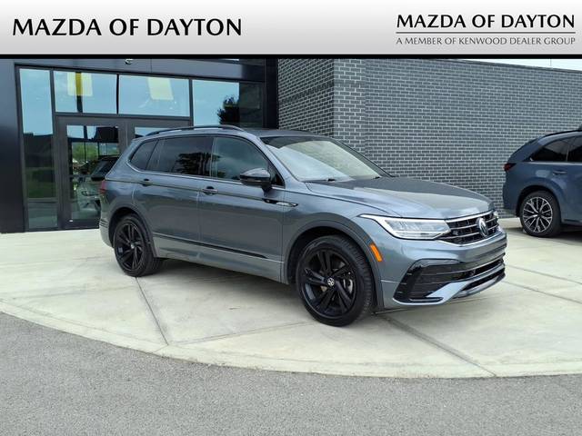 2023 Volkswagen Tiguan SE R-Line Black AWD photo