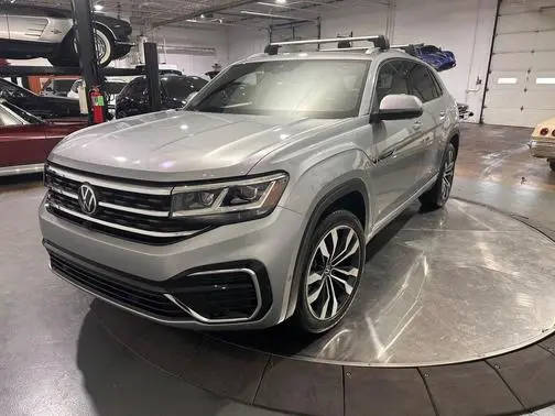 2023 Volkswagen Atlas Cross Sport 3.6L V6 SEL Premium R-Line AWD photo