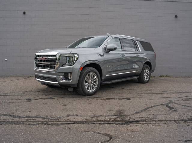 2023 GMC Yukon XL SLT 4WD photo