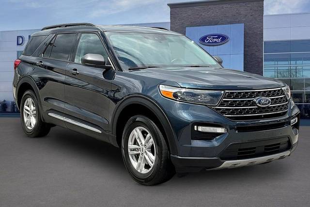 2023 Ford Explorer XLT 4WD photo
