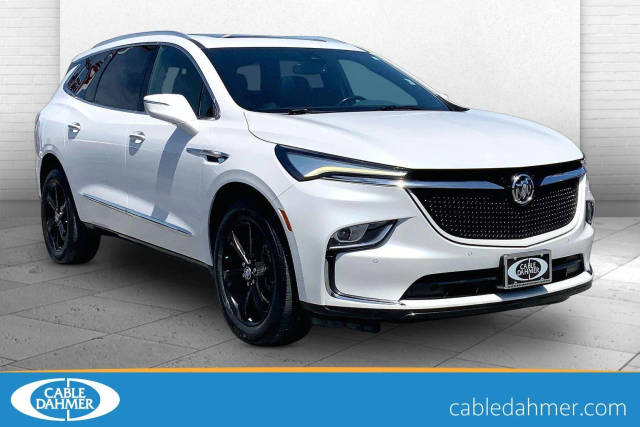 2023 Buick Enclave Essence AWD photo