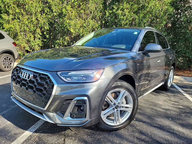 2023 Audi Q5 S line Premium AWD photo