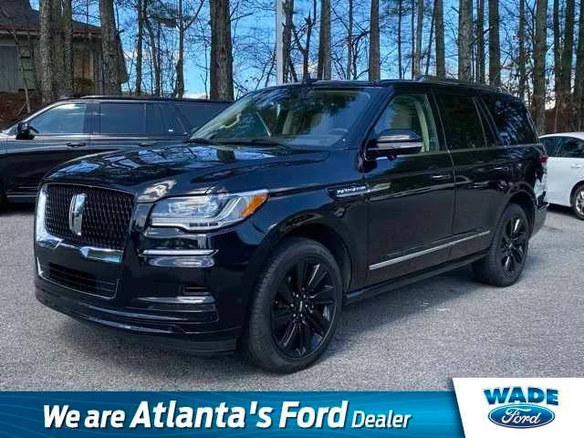 2023 Lincoln Navigator Reserve 4WD photo