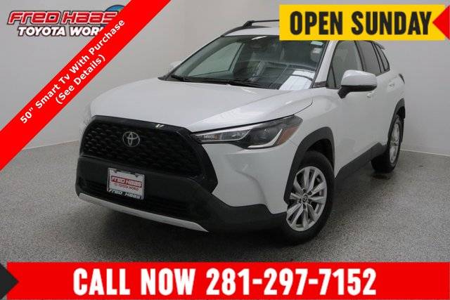 2023 Toyota Corolla Cross LE FWD photo