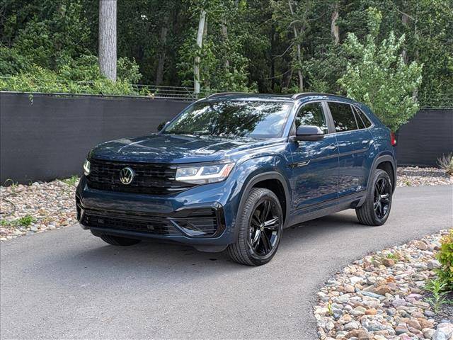 2023 Volkswagen Atlas Cross Sport 3.6L V6 SEL R-Line Black AWD photo