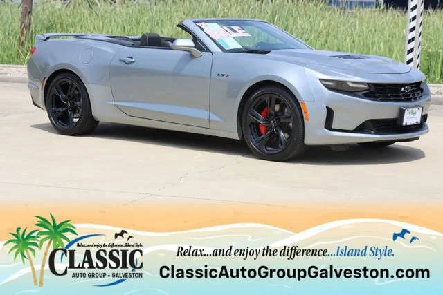 2023 Chevrolet Camaro LT1 RWD photo