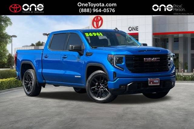 2022 GMC Sierra 1500 Elevation RWD photo