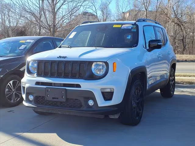 2022 Jeep Renegade Altitude 4WD photo