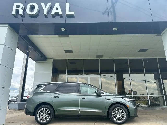 2023 Buick Enclave Premium FWD photo
