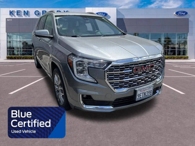 2023 GMC Terrain Denali AWD photo