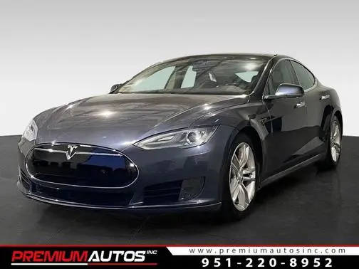 2015 Tesla Model S 70D AWD photo