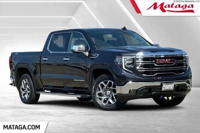 2023 GMC Sierra 1500 SLT 4WD photo