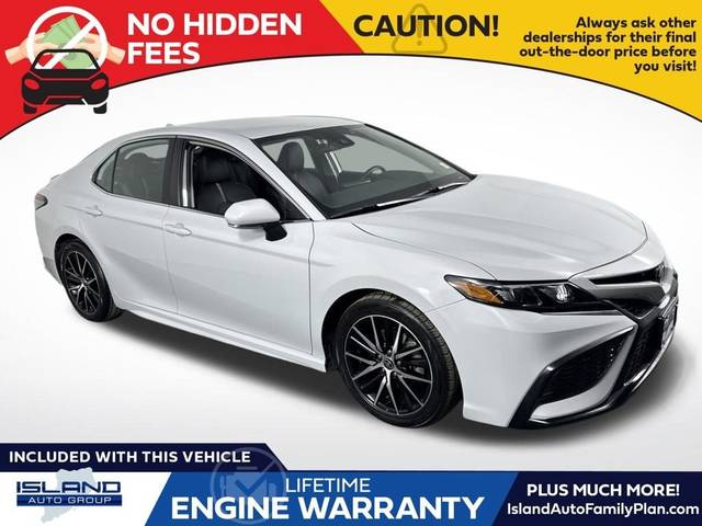 2023 Toyota Camry SE AWD photo