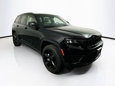 2023 Jeep Grand Cherokee Altitude 4WD photo