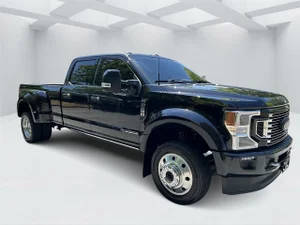2022 Ford F-450 Super Duty King Ranch 4WD photo