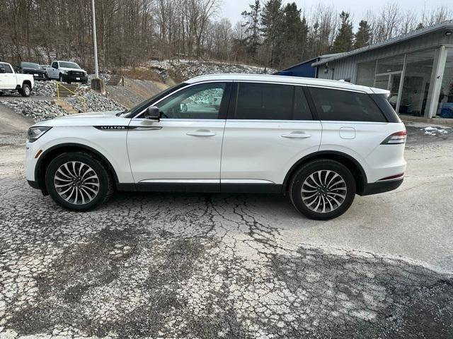 2023 Lincoln Aviator Standard AWD photo