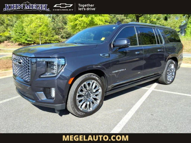 2023 GMC Yukon XL Denali Ultimate 4WD photo
