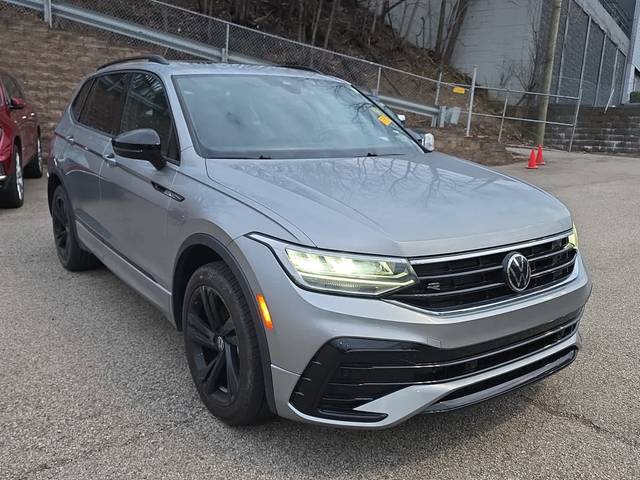 2023 Volkswagen Tiguan SE R-Line Black AWD photo