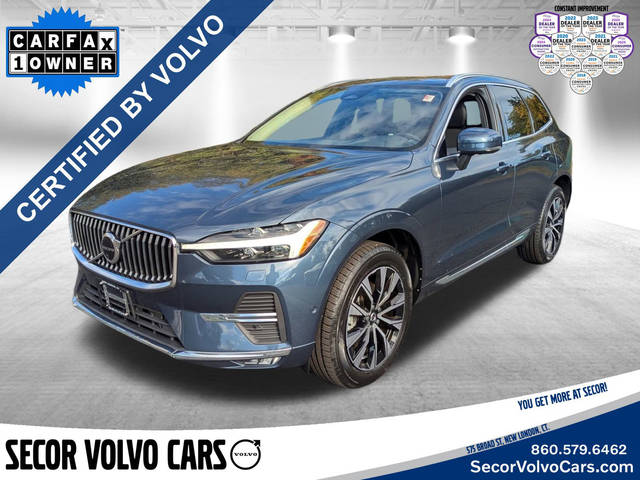 2023 Volvo XC60 Plus Bright Theme AWD photo