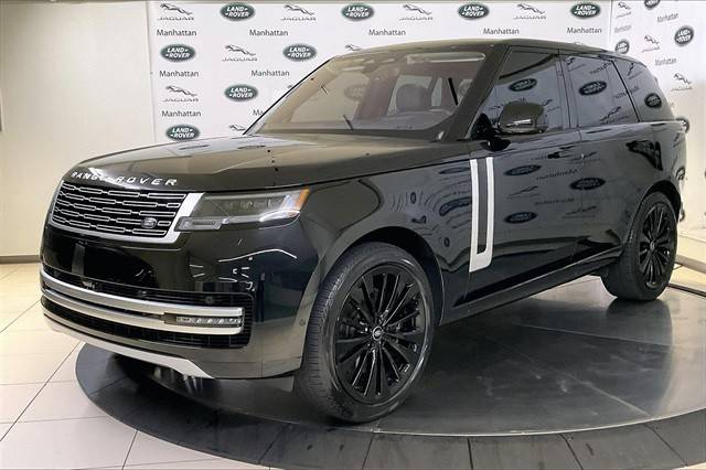 2023 Land Rover Range Rover First Edition AWD photo