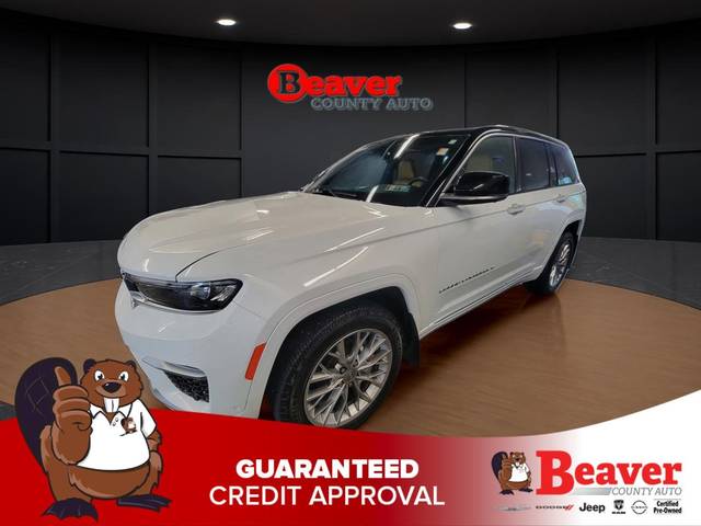2023 Jeep Grand Cherokee Summit 4WD photo