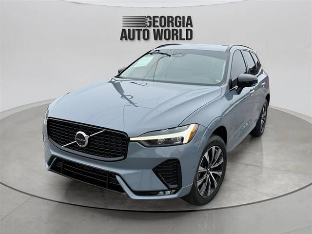 2023 Volvo XC60 Plus Dark Theme FWD photo