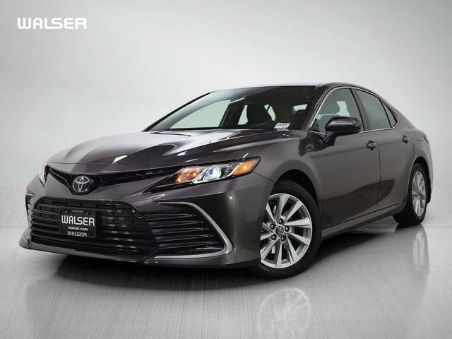 2023 Toyota Camry LE FWD photo