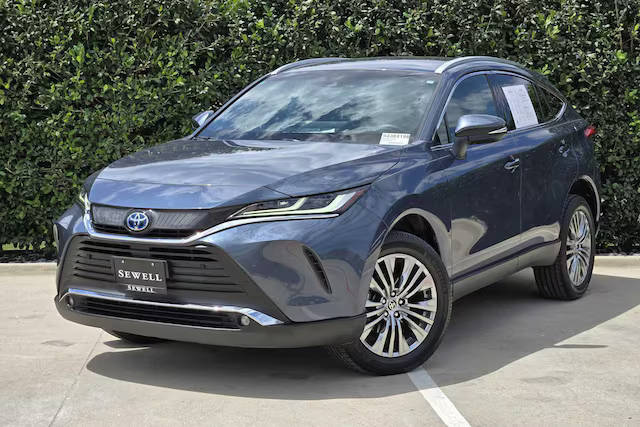 2023 Toyota Venza XLE AWD photo