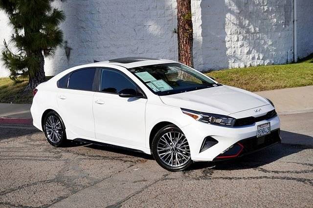 2023 Kia Forte GT-Line FWD photo