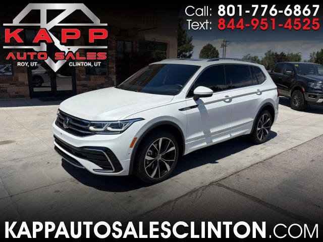 2023 Volkswagen Tiguan SEL R-Line AWD photo