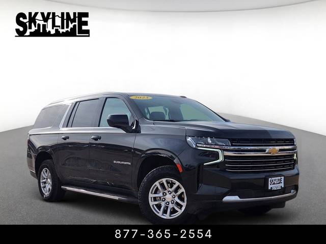 2023 Chevrolet Suburban LT 4WD photo
