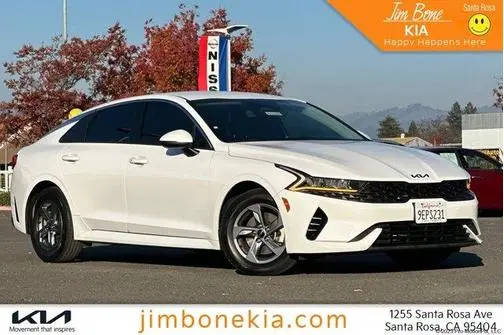 2023 Kia K5 LXS FWD photo