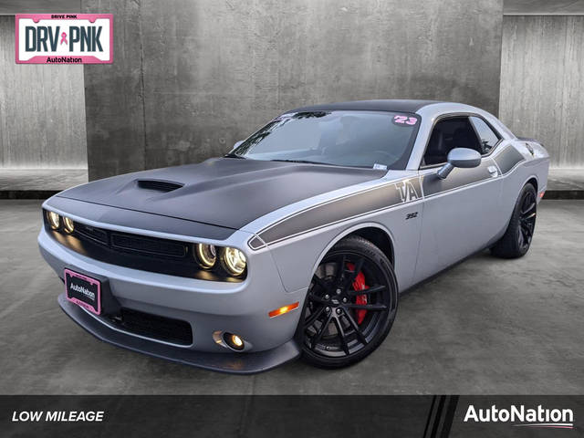 2023 Dodge Challenger R/T Scat Pack RWD photo