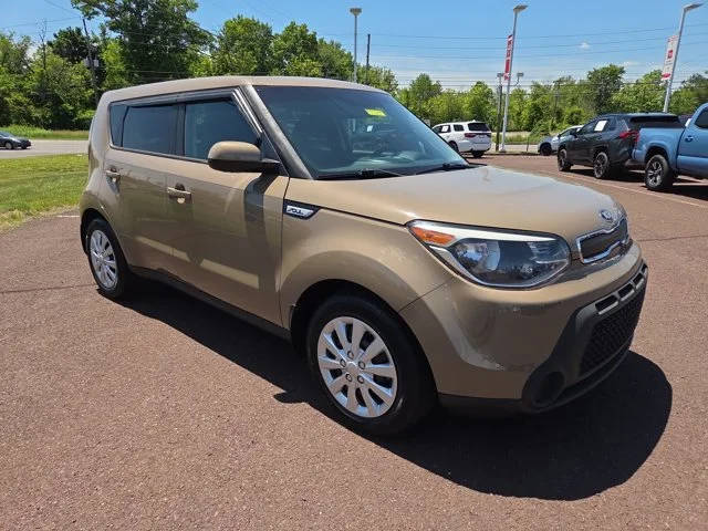 2015 Kia Soul Base FWD photo