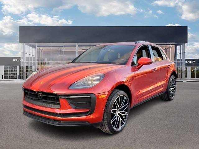2023 Porsche Macan  AWD photo