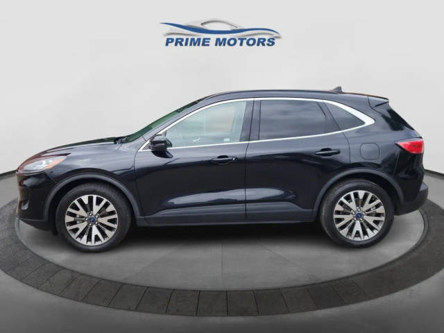 2020 Ford Escape Titanium AWD photo