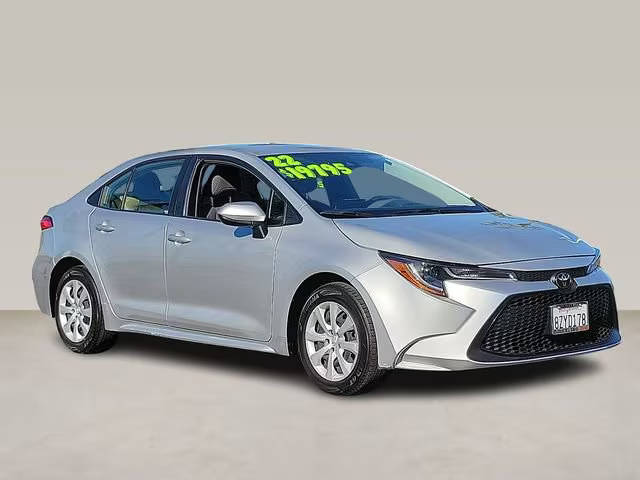 2022 Toyota Corolla LE FWD photo